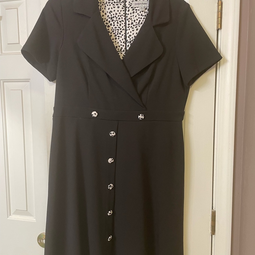 Shelby & Palmer Black Midi A-Line Dress with Notched Collar and Short Sleeves
